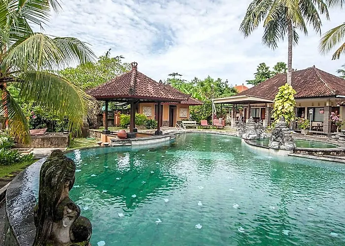 Dewi Sinta And Restaurant 3*