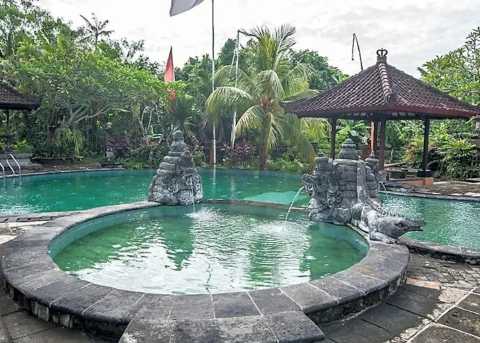 Hotel Dewi Sinta And Restaurant 3*