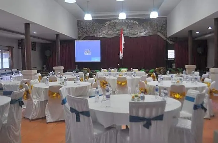 Dewi Sinta And Restaurant 3*