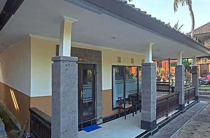 Dewi Sinta And Restaurant 3*