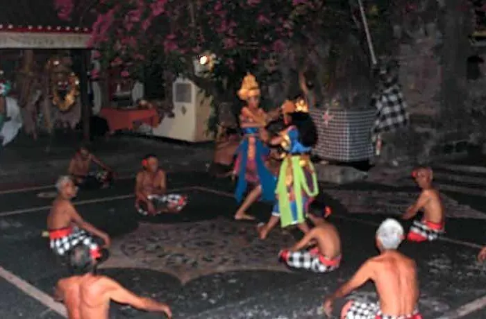 Hotel Dewi Sinta And Restaurant 3*