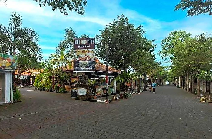 Dewi Sinta And Restaurant 3*